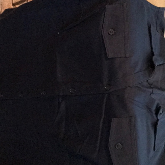 Van Heusen sleeveless button down blouse - Picture 4 of 4